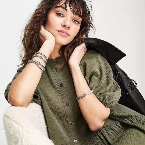 Topshop textured chuck on mini shirt dress in khaki. Great condition. Size 6. - Picture 4 of 8